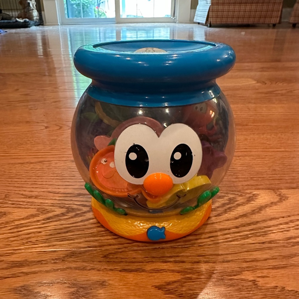 Learning Resources Color Fun Fish Bowl - Picture 2 of 3